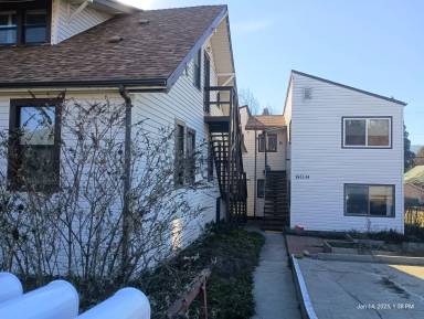 Main picture of 609 Pine St