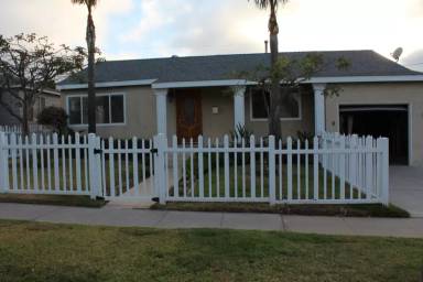 Main picture of 1159 Harkness St