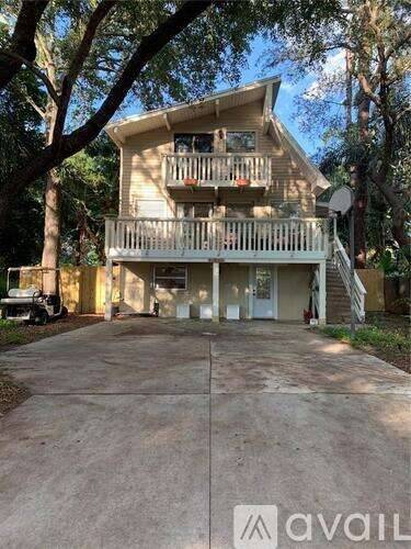Main picture of 1919 Serpentine Cir S