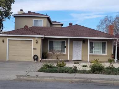 Main picture of 621 Bryan Ave