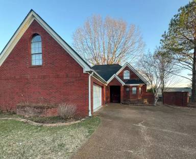 Main picture of 104 Sunset Cir