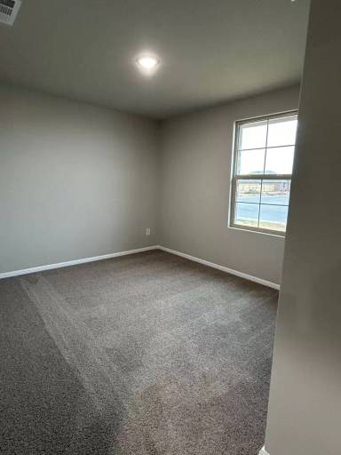 Main picture of 7300 White Cliff Rd