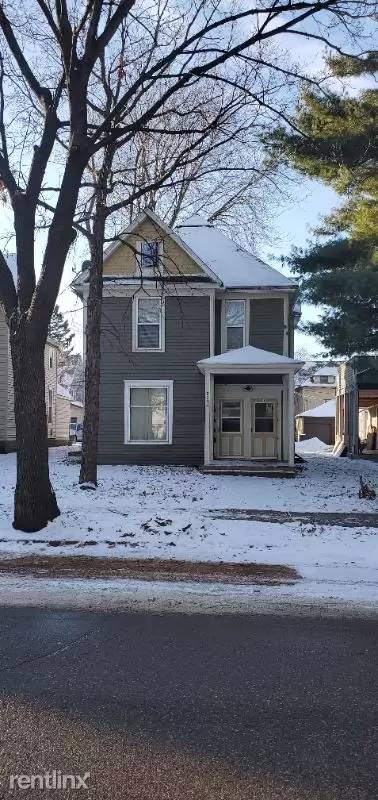 Main picture of 2736 Emerson Ave S