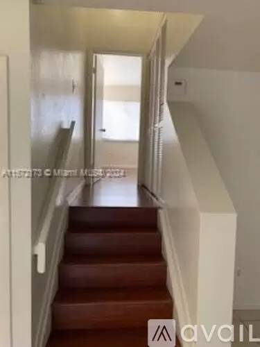 Main picture of 21809 SW 99th Ave