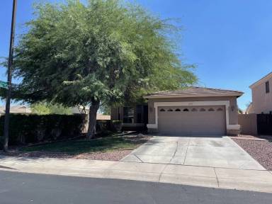 Main picture of 3775 E Oxford Ln