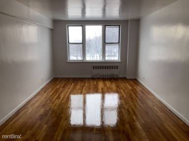 Main picture of 3320 Reservoir Oval E