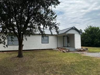 Main picture of 10103 SW Coombs Rd