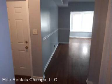Main picture of 7948 S Bishop St