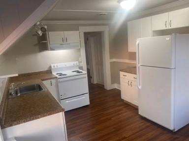 Main picture of 644 Central St