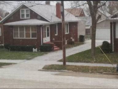 Main picture of 225 Johnson St