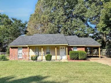 Main picture of 6123 Kensington Cir