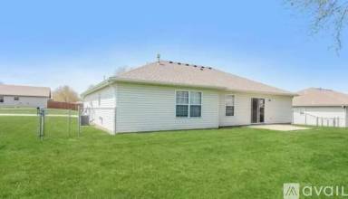 Main picture of 425 Rachael Cir