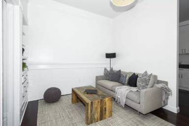 Main picture of 800 Lyon Apartments