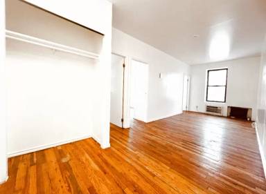 Main picture of 400 E 64th St