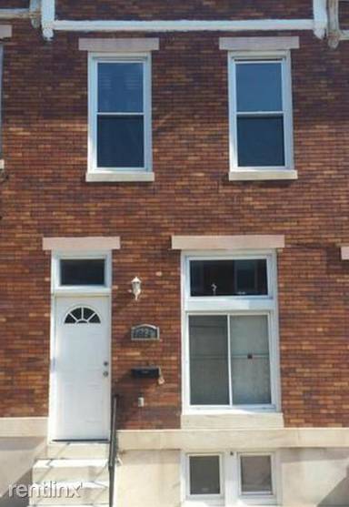 Main picture of 1684 Darley Ave