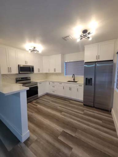 Main picture of 634 W 31st St