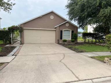 Main picture of 6580 Gentle Oaks Dr N