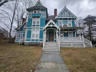 Main picture of 36 Bellevue Ave