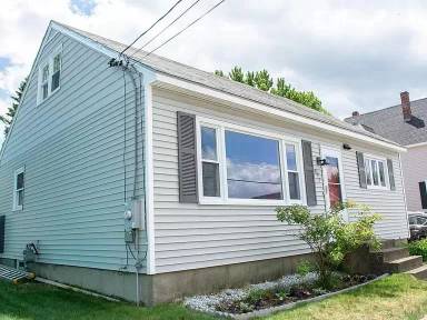 Main picture of 891 Somerville St