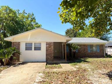 Main picture of 318 Austin Ave
