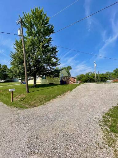 Main picture of 8210 Oak St