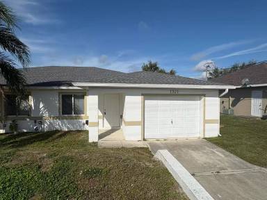 Main picture of 1321 Diplomat Pkwy E