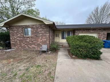 Main picture of 601 Valley View St