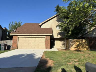 Main picture of 9006 N Rockwell Dr
