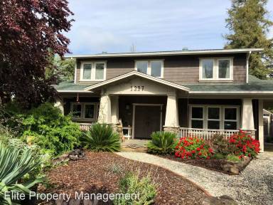 Main picture of 1325 Camphor Ln