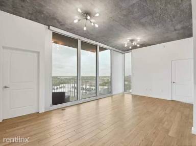 Main picture of Oxford Condominium