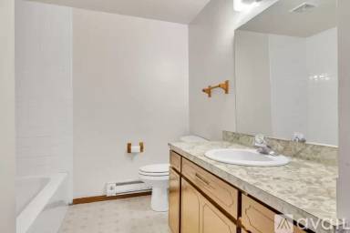 Main picture of 724 W Ruby St