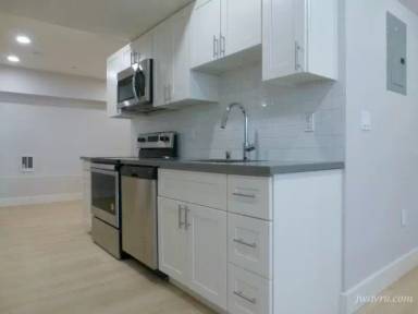 Main picture of 12 12th Ave