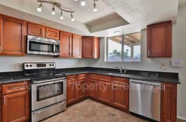 Main picture of 1519 E Kael St