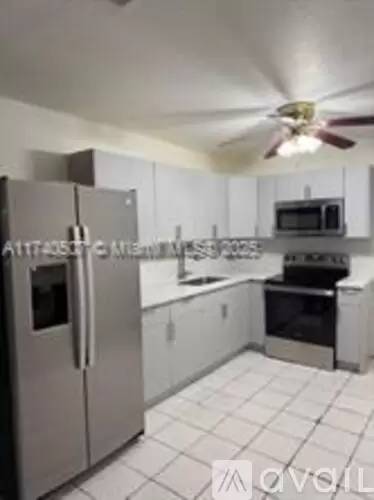 Main picture of 25 NW 48th Pl
