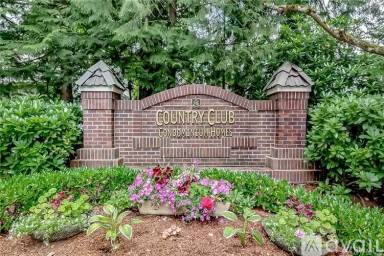 Main picture of Country Club Estates