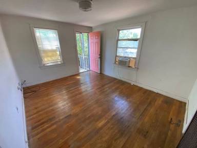 Main picture of 2604 Avenue S