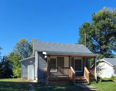 Main picture of 1319 N 32nd St