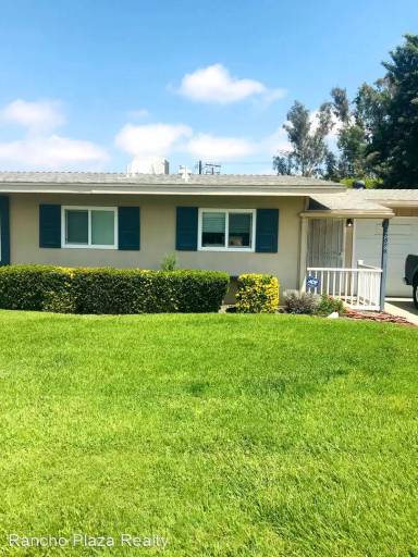 Main picture of 26856 Augusta Dr