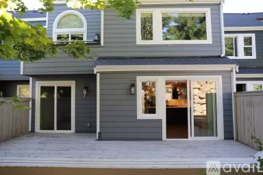 Main picture of 10912 NE 41st Dr