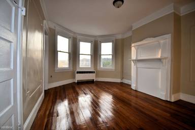 Main picture of 24 Mulberry St