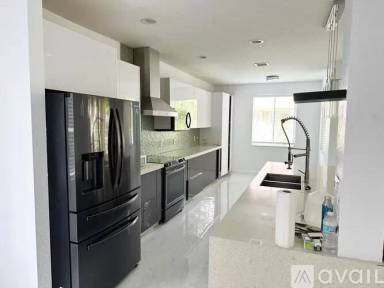 Main picture of 499 Conservation Dr