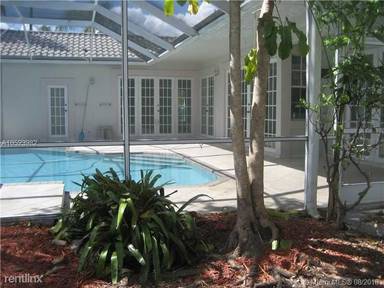 Main picture of 1105 Spyglass