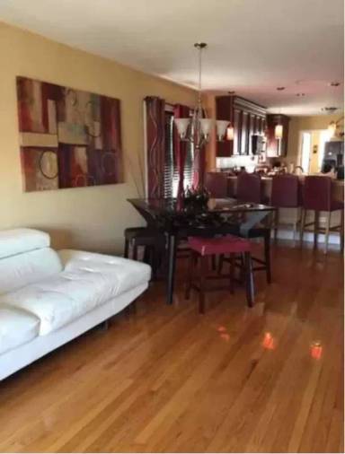 Main picture of 202 Morgan St