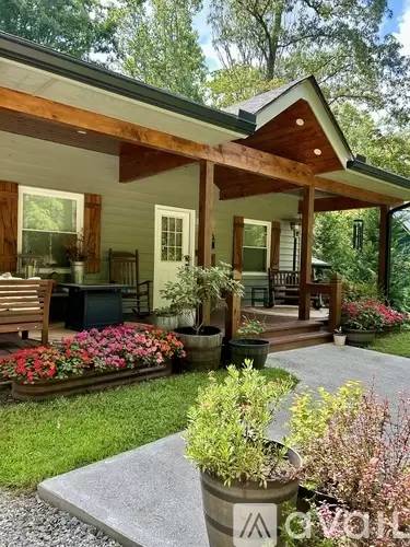 Main picture of 210 Hedden Rd