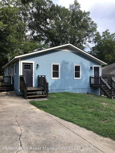 Main picture of 1210 Gearwood Ave
