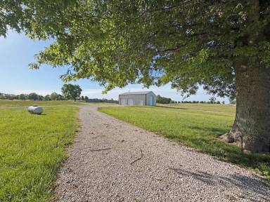 Main picture of 9297 E State Highway D