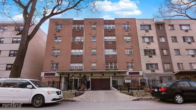 Main picture of 5950 N Kenmore Ave