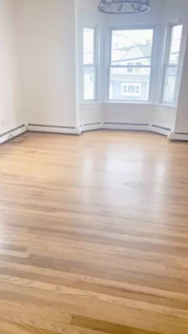 Main picture of 238 W Hancock St