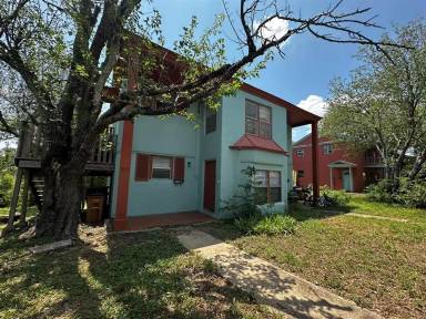 Main picture of 3821 Maplewood Ave
