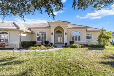 Main picture of 482 W Fenway Dr